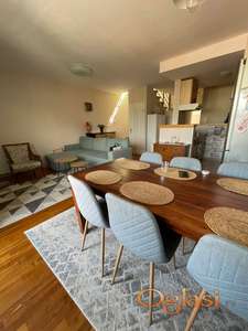 ***PRODAJE SE ATRAKTIVAN DUPLEX STAN OD 102 M² – MIRNA LOKACIJA, PUNO SVETLOSTI I PRELEP POGLED***