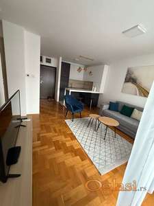 ~~~ Odličan dvosoban stan, u zgradi PAUSE caffe ~~~