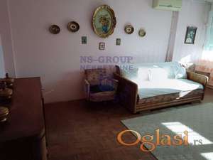 Trosoban stan na Limanu 2