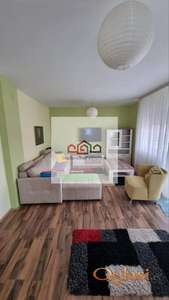 ADICE IZDAJE SE NAMEŠTEN  ĆETVOROSOBAN STAN U KUĆI NA 1 SPRATU