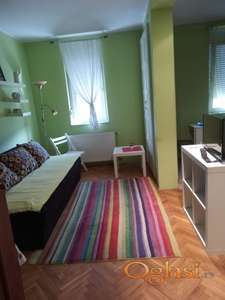 Izdavanje garsonjere Novi Sad centar