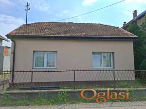 Prodajem kucu u Futogu!