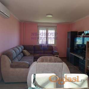 Renoviran dvosoban stan na Novom Naselju