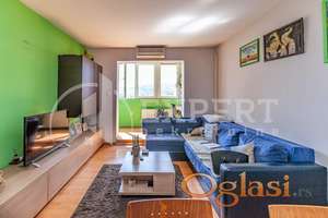 Jednoiposoban stan i apartman, tržni centar Roda, peti sprat, cg