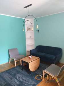 MODERAN JEDNOIPOSOBAN STAN NA PODBARI