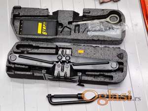 Fiat 500x alat u točku - dizalica