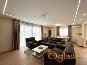 LUX STAN U SREMSKOJ KAMENICI ,PET& FRIENDLY