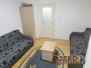 NAMEŠTENA GARSONJERA U CENTRU