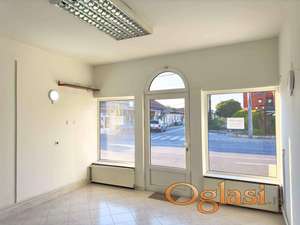 Izdajem lokal 28m2 u ulici Cara Lazara 37a u Krusevcu