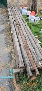 🪵 Na prodaju stare tesane jelove grede – vrhunski kvalitet!