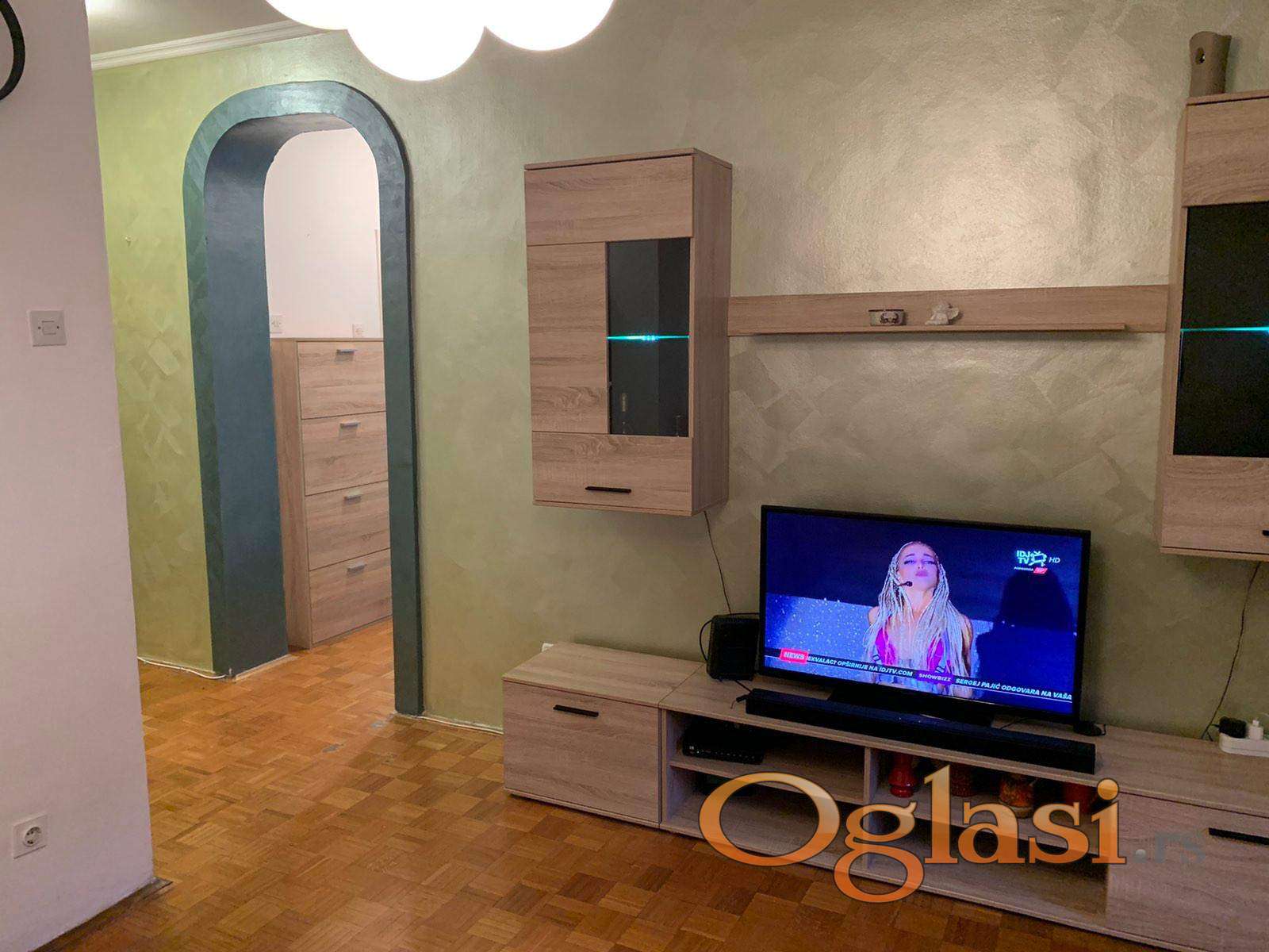 НОВАЯ ДЕТЕЛИНАРА 54m2 ДВУХКОМНАТНАЯ, МЕБЛИРОВАННАЯ — фото