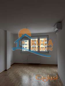 Izdaje se stan u kompleksu Mozaik!