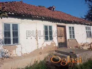 Boboviste, pomocni objekti, plac1614 m2