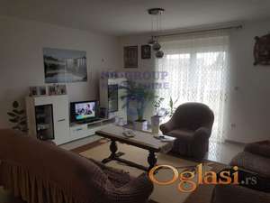 Kvalitetno građena kuća na uzvišici sa odličnim pogledom !