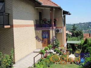 Kuća na prelepoj lokaciji sa fantastičnim pogledom na grad