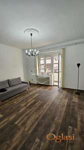 Pravni fakultet, 2.0 namešten ID#5186