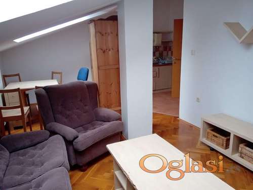Fotografija stana 2 od 10