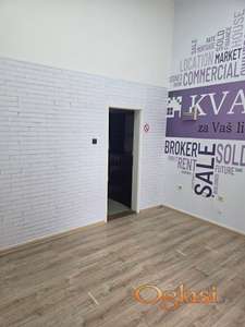 IZDAJE SE LOKAL – 18 m², ŽELEZNIČKA 46, NOVI SAD