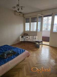 Stan na top lokaciji, u veoma urednoj zgradi sa 2 lifta ID#135102