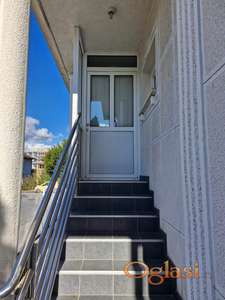 Garsonjera u blizini Instituta