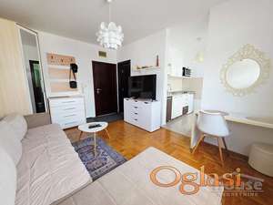 STAN - NOVI SAD - CENTAR - 24m2 - 95000 evra