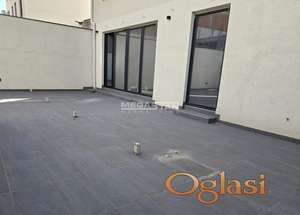 Šumice, Ultra lux  dvoetažni poslovni prostor