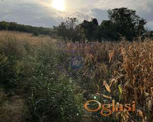 Plac u Širinama od 1635m2!