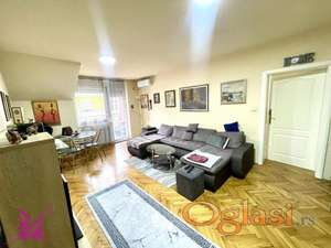 * Grbavica - Porodičan stan *