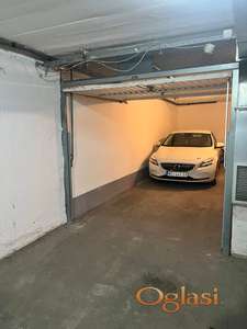 Izdajem garazu Tolstojeva