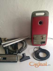 usisivač iskra - aeg