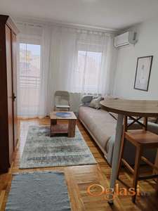 GARSONJERA  SALAJKA 300 EURA