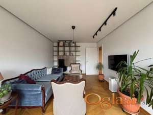 Trosoban stan u blizini Hrama Svetog Save, 75m2