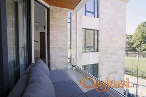 Jednosoban u zgradi Park - Tivat -- Bazen. Garaza