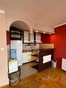 Na prodaju odličan duplex stan površine 100m².