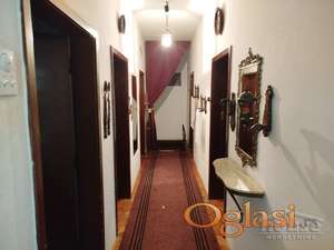 KUĆA - SREMSKA KAMENICA - CENTAR - 443m2 - 721000 evra