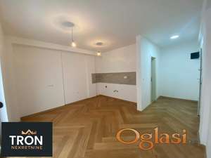 Garsonjera pored pijace i Opštine- 30m2