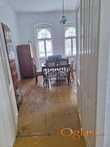 Srbobran - Centar - 189m2 na 6,9ari ID#24835