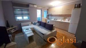 PET FRIENDLY NAMEŠTEN  DVOIPOSOBAN STAN NA NOVOM NASELJU 500 EVRA