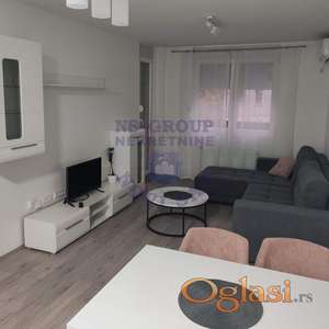 Izdaje se dvoiposoban stan na Novoj Detelinari, površine 61 m².