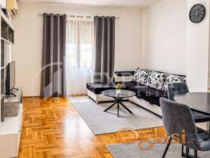 Izdaje se odličan, jednoiposoban stan na Panteleju, 40m2