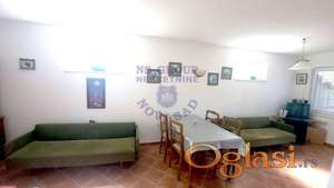 Na prodaju je prelepa vikendica u Apatinu sa direktnim prilazom vodi