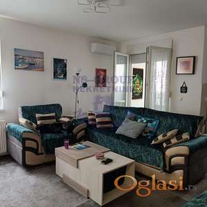 Nov porodični stan na mirnoj loakciji