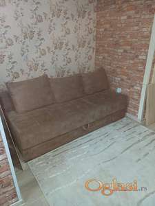 Moderno opremljen stan 200e