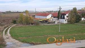 Plac kod nadvožnjaka za Rumenku