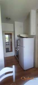 Jednosoban stan - Pariske komune - Sajam