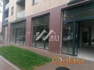 Inđija centar  ulični lokal+7 parking mesta ID#6132