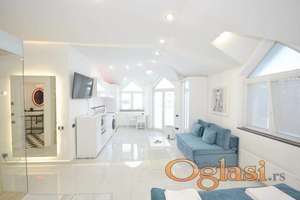 Luks nekretnina blizu Vukovog spomenika i Djeram pijace ID#5511