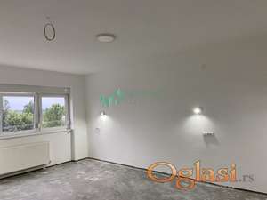 Poslovni prostor, 936m2. 