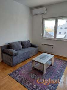 Krnjača1,5 stan izdajem vlasnik