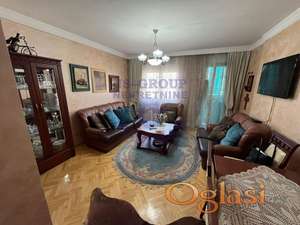 Trosoban stan na Novoj Detelinari 77m2